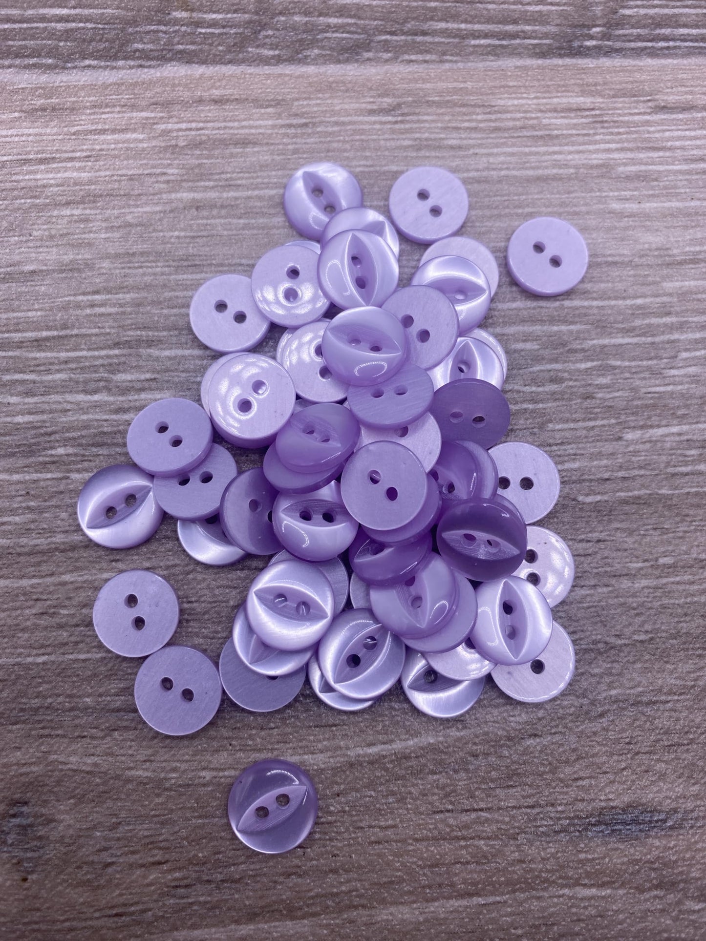 Fisheye Buttons 3 Sizes 2 Hole Baby Knitting Pack of 10 (15 Lilac 16.5mm)