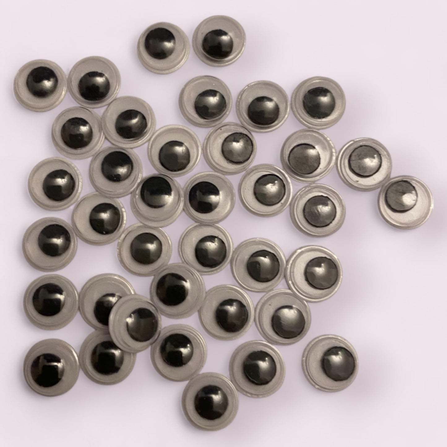 KnitForLess Self Adhesive Googly Eyes 7mm Small Wiggle DIY Art Supplies Doll Making & Scrapbooking Activities 200