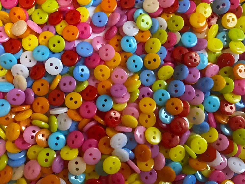 100Pcs Assorted 7mm Tiny Buttons Resin Round Mixed Colours for Baby Dolls Knitting Sewing and Crafts Rainbow Cardigans