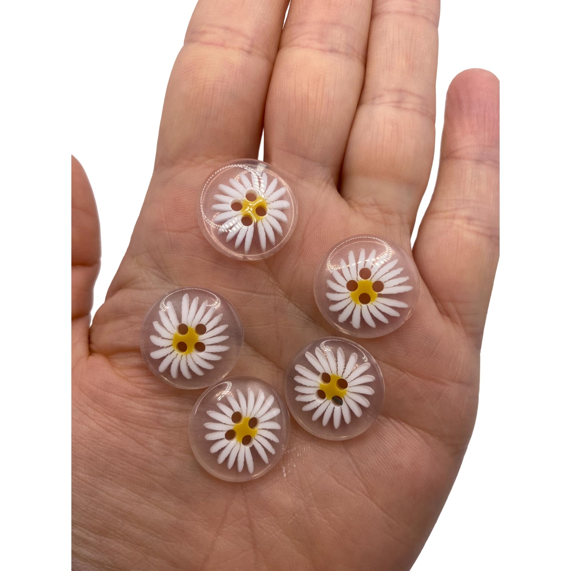 KnitForLess Clear Resin Daisy Flower Shaped Buttons 20mm 4 Hole for Sewing Knitting Jewellery Making Craft Projects