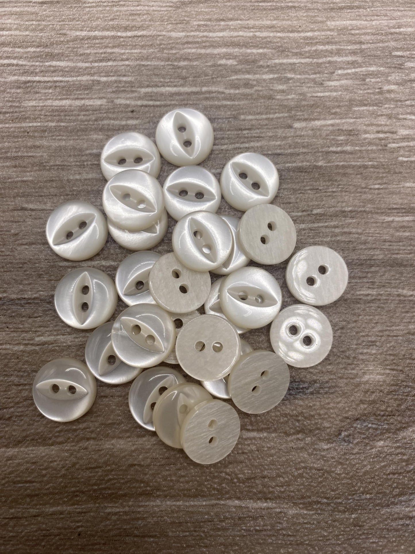 KnitForLess 100Pcs 11mm Fisheye Buttons Polyester Baby Cardigans Knitting Sewing