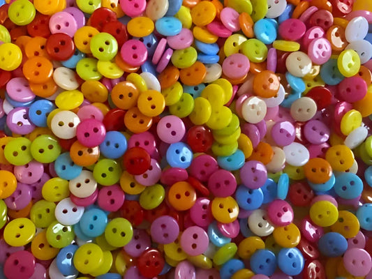 100Pcs Assorted 7mm Tiny Buttons Resin Round Mixed Colours for Baby Dolls Knitting Sewing and Crafts Rainbow Cardigans