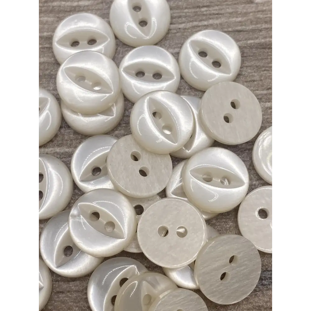 Fisheye Buttons 2 Hole Baby Knitting Pack of 10 (08 Cream 11mm)