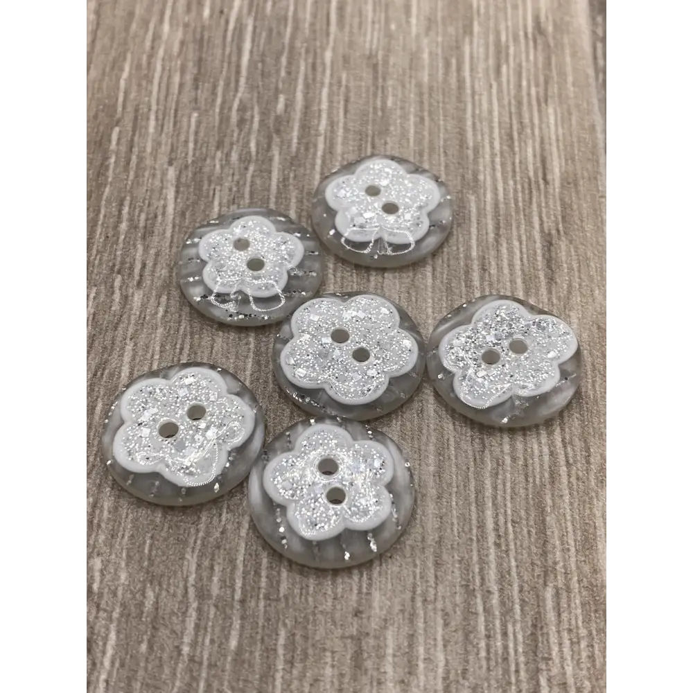 KnitForLess Glitter Silver Flower Buttons 18mm 2 Hole Resin Pack of 10