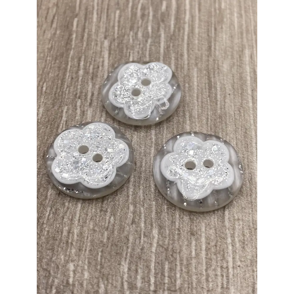 KnitForLess Glitter Silver Flower Buttons 18mm 2 Hole Resin Pack of 10