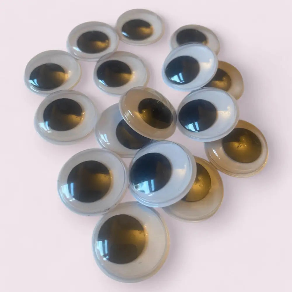 KnitForLess Large Googly Eyes 20mm Self-Adhesive Wiggle for Crafts DIY Projects School Art Supplies & Kids Activities,