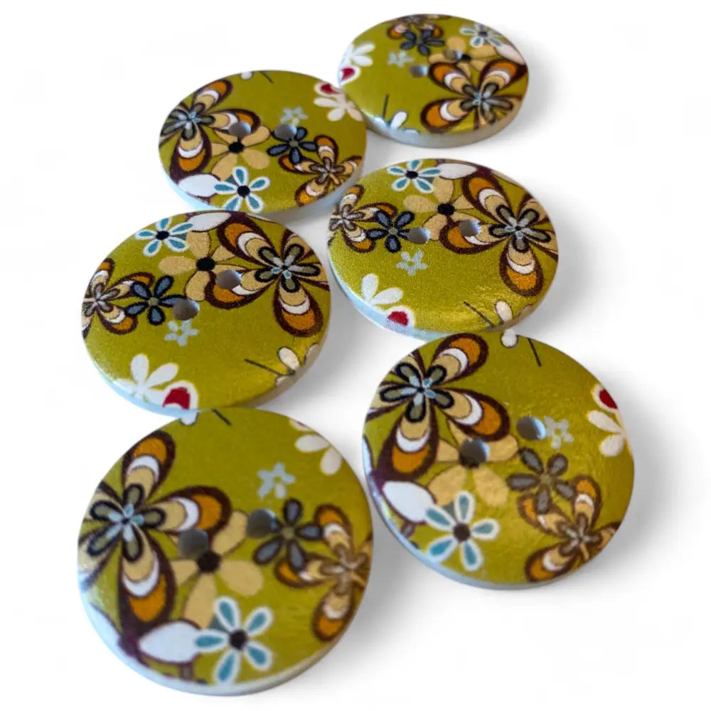 KnitForLess Wooden Buttons 25mm Green Flower Design 2 Hole 10 Pieces for Cardigans and Sewing