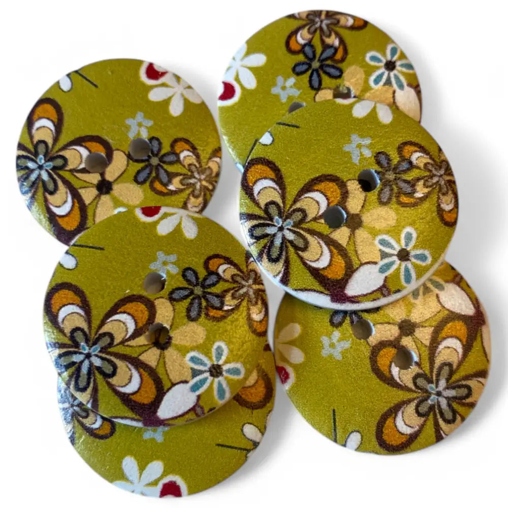 KnitForLess Wooden Buttons 25mm Green Flower Design 2 Hole 10 Pieces for Cardigans and Sewing