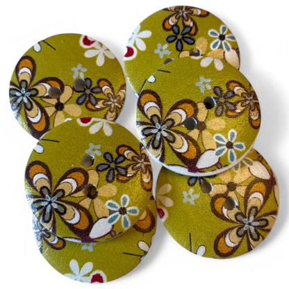 KnitForLess Wooden Buttons 25mm Green Flower Design 2 Hole 10 Pieces for Cardigans and Sewing